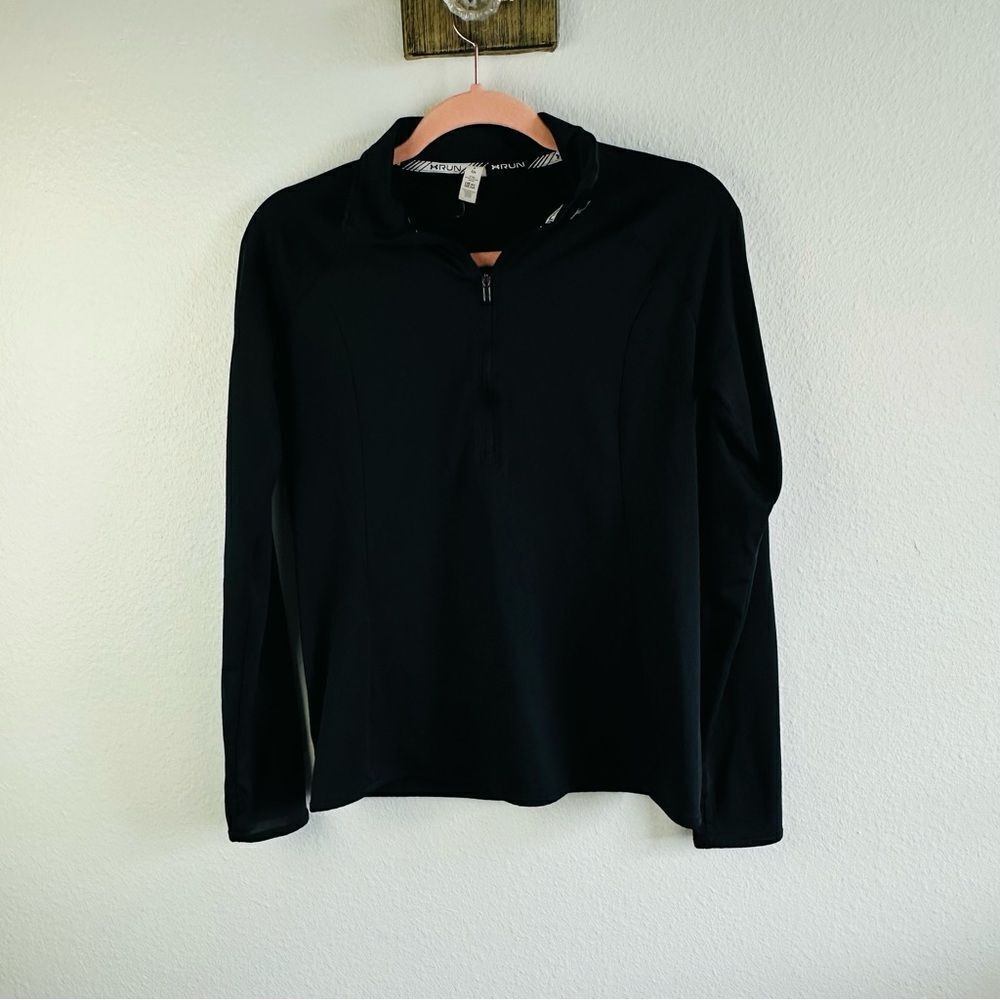 Under Armour Run Half Zip Black Pull Over Thumb‎ Holes Women Size S